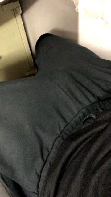 Got Horny At Work, Struggled To Get Y Cock Out Of My Pants ???