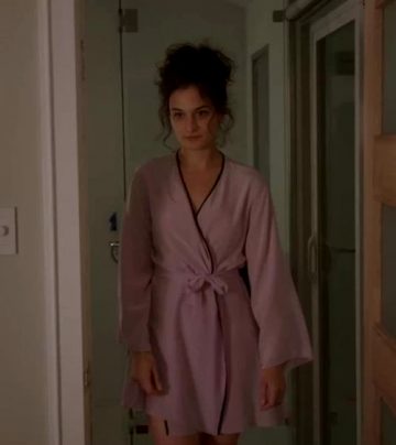 Jenny Slate – Married S01E06 Invisible Man *NSFW*