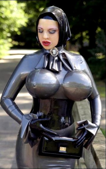 Mary Jale With Big Latex Boobs