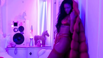 Rihanna – Savage X Fenty Valentine’s Day, January 2020 Regular/slow Motion